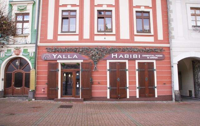 Yallahabibi, Banská Bystrica