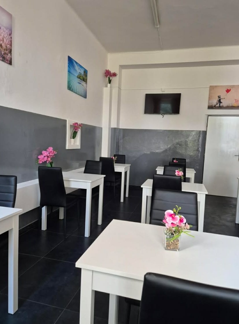 Bolbol kebab Prešov, stanica